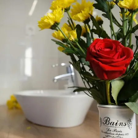 & Libar アパート スプリト