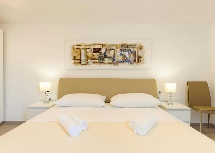 Апартаменты & Libar